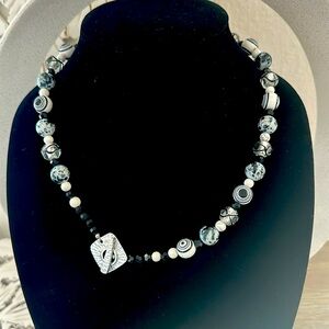 Black and white necklace